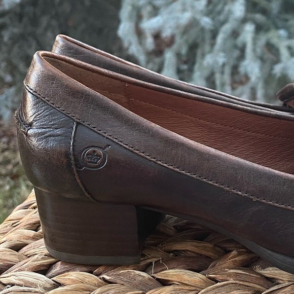NWOT Born Lissette Brown Leather Slip On Block Heel Penny Loafers Women size 7.5 - Picture 4 of 10